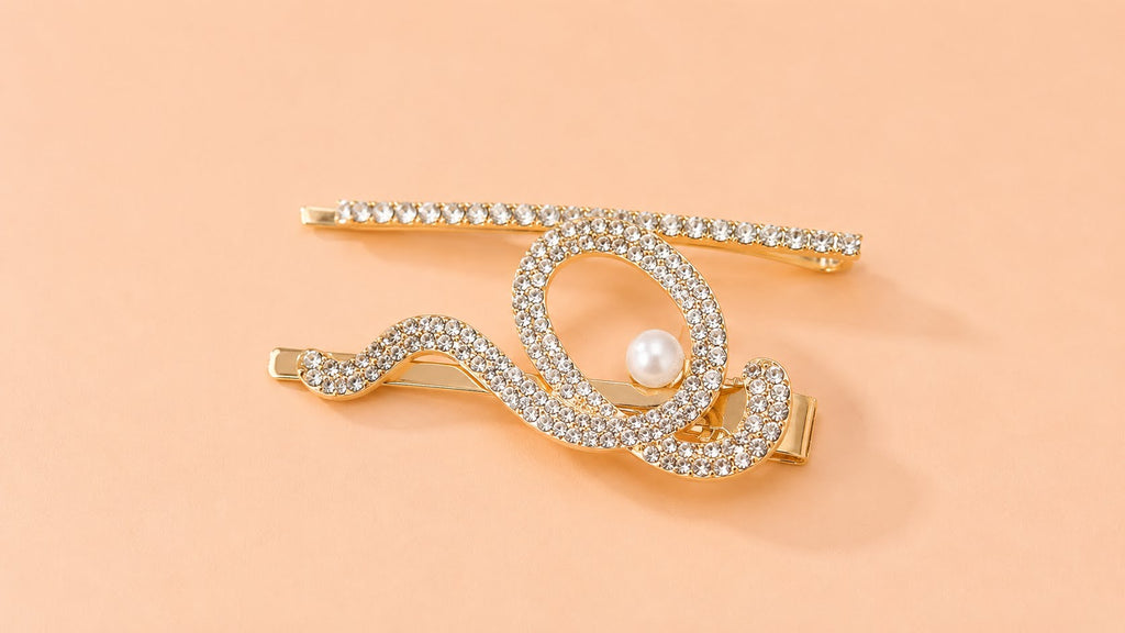 Elegant Gold Side Pin