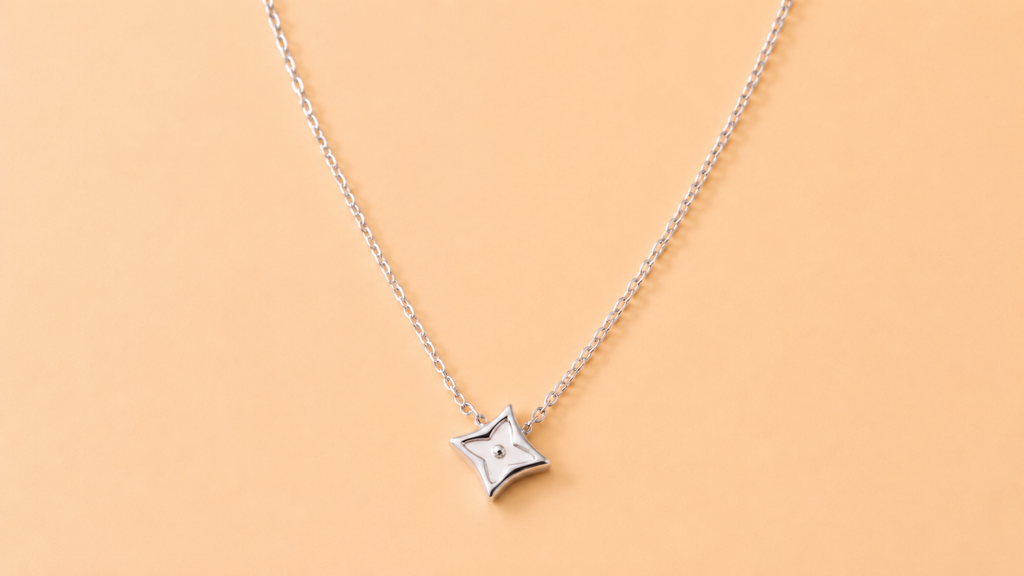 Minimal Silver Star Chain