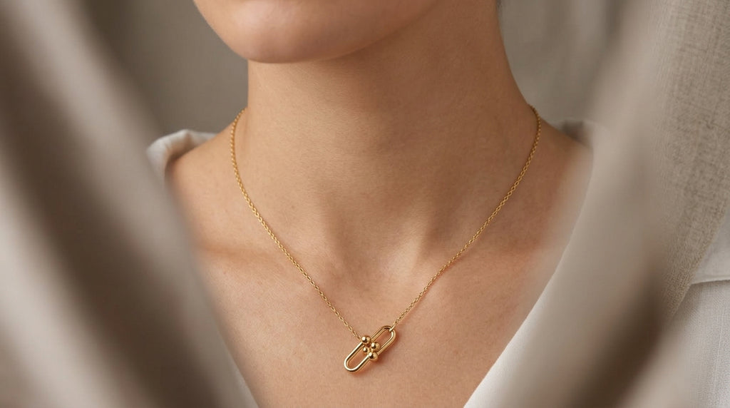 Elegant Link Pendant Chain