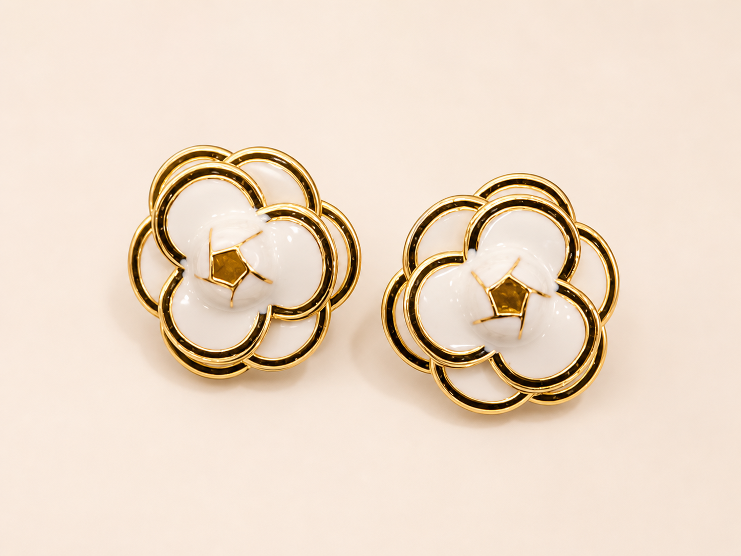 White Flower Type Earrings