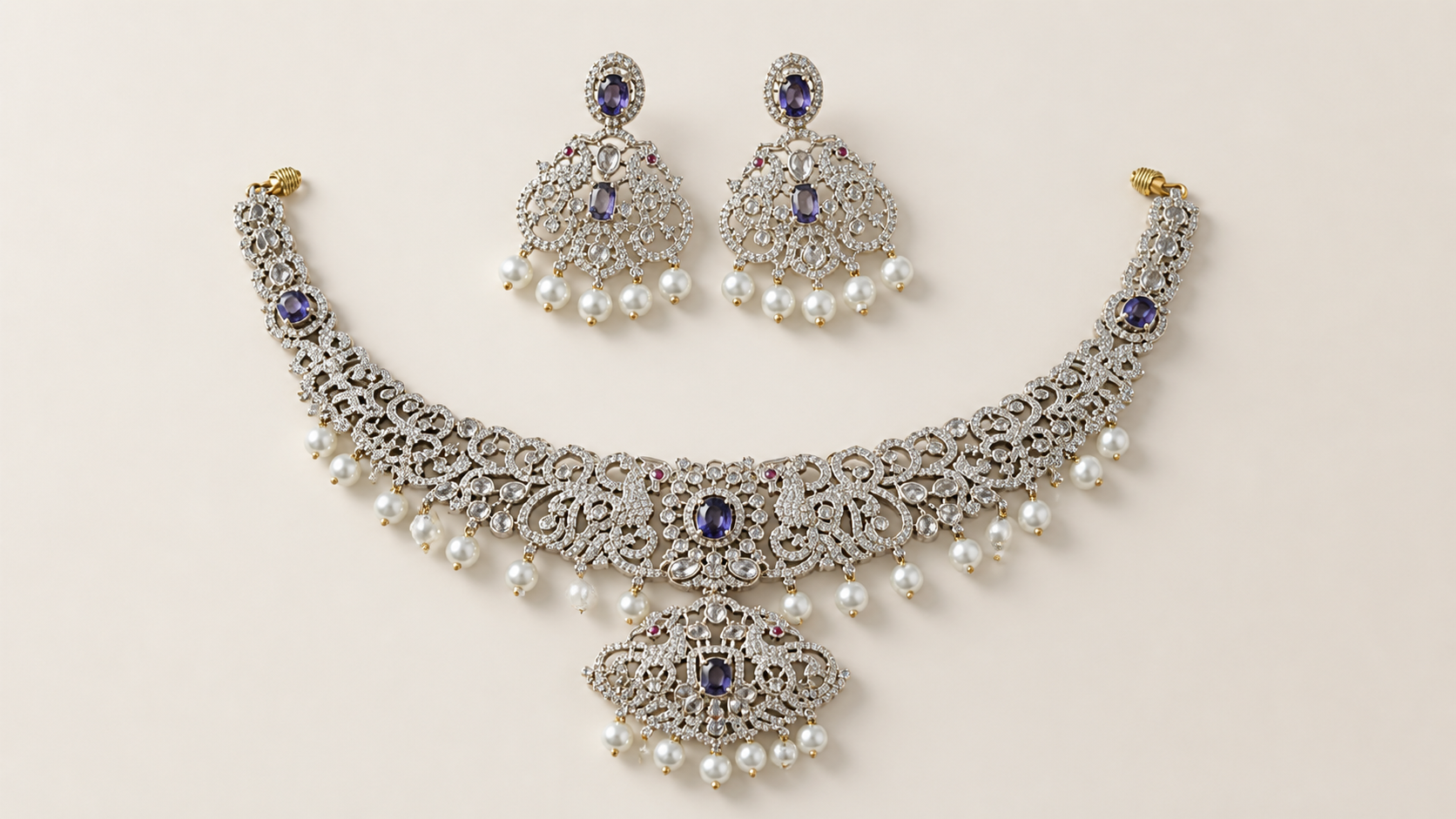 Elegant Silver Neck Set
